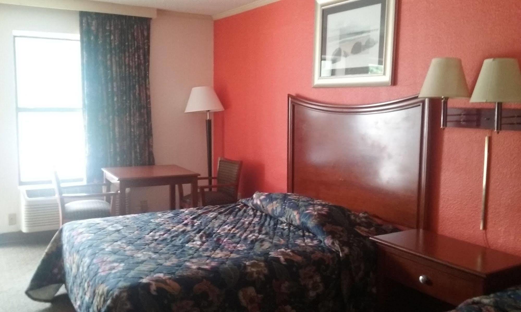 Best Inn Formerly Known As M Star Hotel Chickasaw المظهر الخارجي الصورة